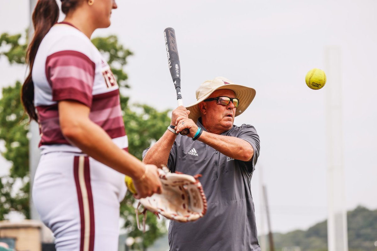 Texas State Softball tweet media