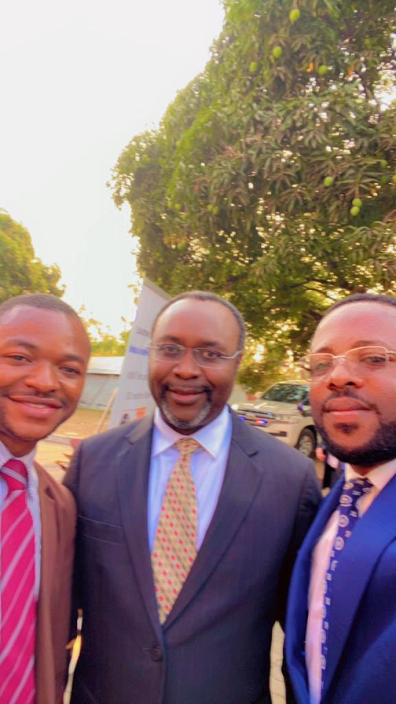 Jeunes Cadres pour la Banque Mondiale-Think Thank tweet media