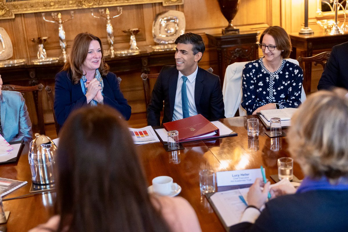 GillianKeegan's tweet image. This morning, @RishiSunak and I chaired a roundtable with education leaders on the Advanced British Standard.

We're building on the transformational progress we've made since 2010 to deliver a world-class education for the long term.

Read more here 👇
educationhub.blog.gov.uk/2023/10/05/the…