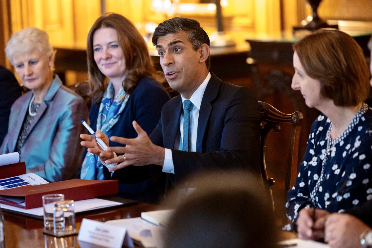 GillianKeegan's tweet image. This morning, @RishiSunak and I chaired a roundtable with education leaders on the Advanced British Standard.

We're building on the transformational progress we've made since 2010 to deliver a world-class education for the long term.

Read more here 👇
educationhub.blog.gov.uk/2023/10/05/the…