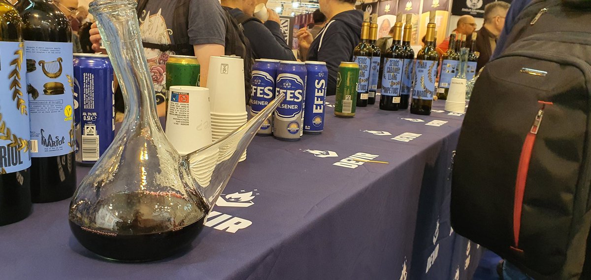 Savallsblog's tweet image. #Devirfest a Essen
Porró sempre! Que som de pagès! 🤣