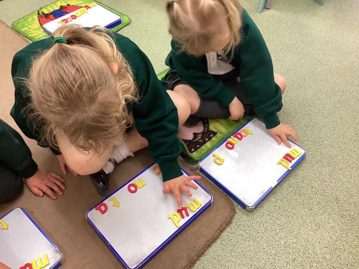 PenshurstSchool's tweet photo. The children in Reception are #makingastrongstart on their journey to becoming readers and writers. https://t.co/U4Acx05qUh