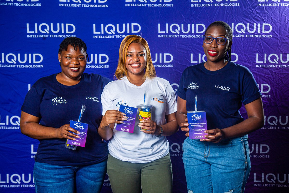 LiquidInTechZW's tweet image. Friday Highlights! 🌟
Picture-perfect moments from our Customer Service Week celebrations with the incredible Liquid Intelligent Technologies team!

We take pride in our unwavering dedication to customer satisfaction. 👏 #WeAreLiquid #CustomerServiceWeek #IAmInCustomerService