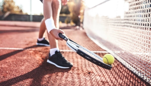 We believe that everyone deserves to play their best tennis. That's why Billie Jean King's Eye Coach is designed for players of all ages and levels. Our Sweet Spot Training System dramatically reduces mis-hits and increases power, accuracy, and topspin.