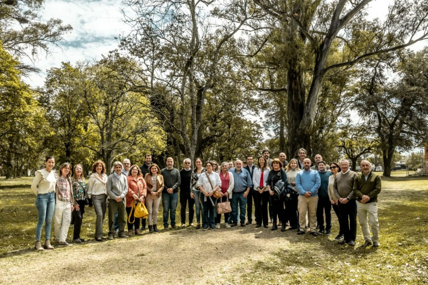 unrnvalle's tweet image. #MedicinaVeterinariaUNRN | 🥼 Segunda reunión anual del Consejo de Decanos de Veterinaria #CONADEV 

📍 Por la #UNRN asistió la directora de la Escuela de Veterinaria y Producción Agroindustrial, Dra. Belén Buglione

🔻Más info 👉unrn.edu.ar/noticias/-3499