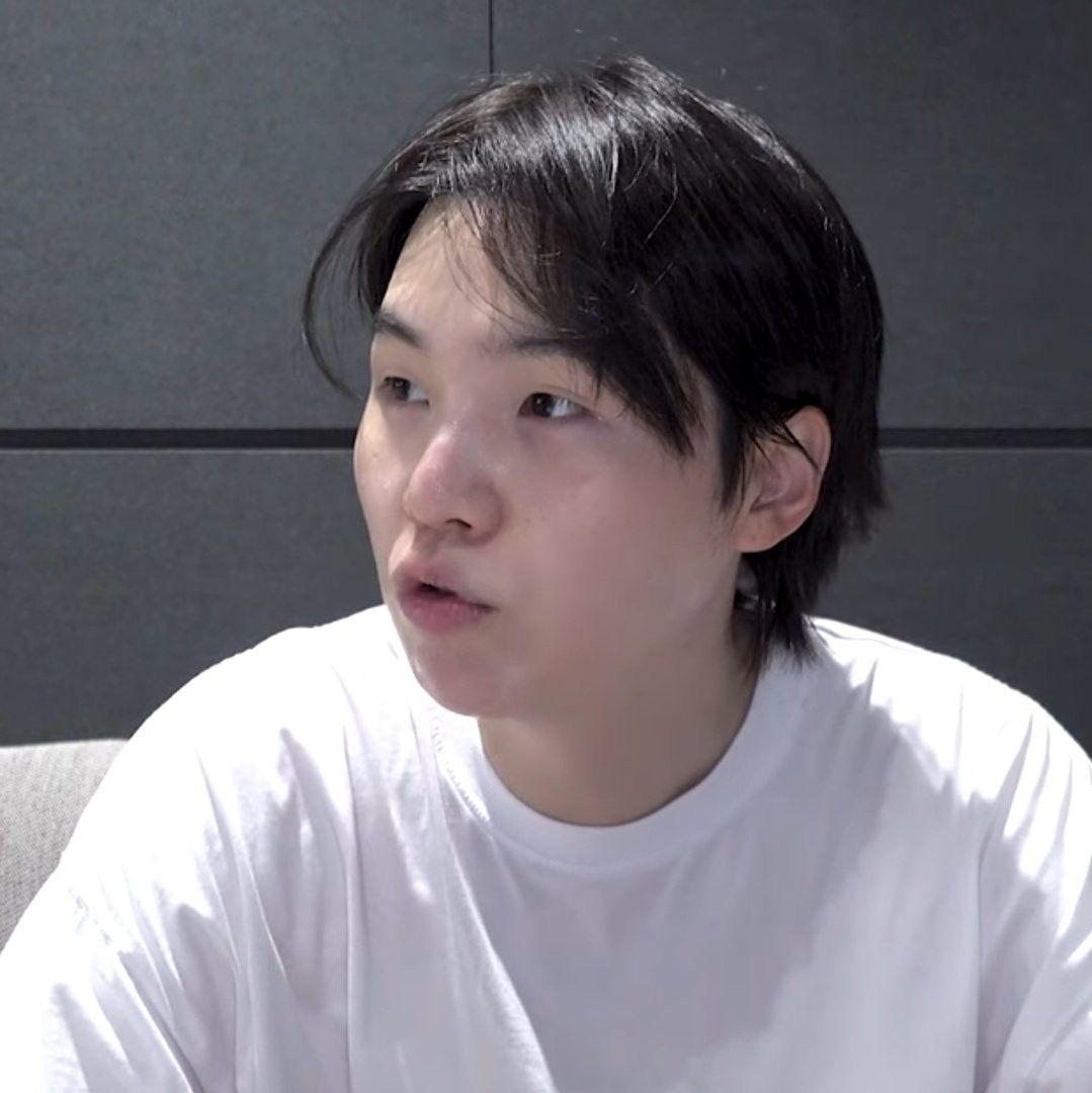 hourly yoongi tweet media