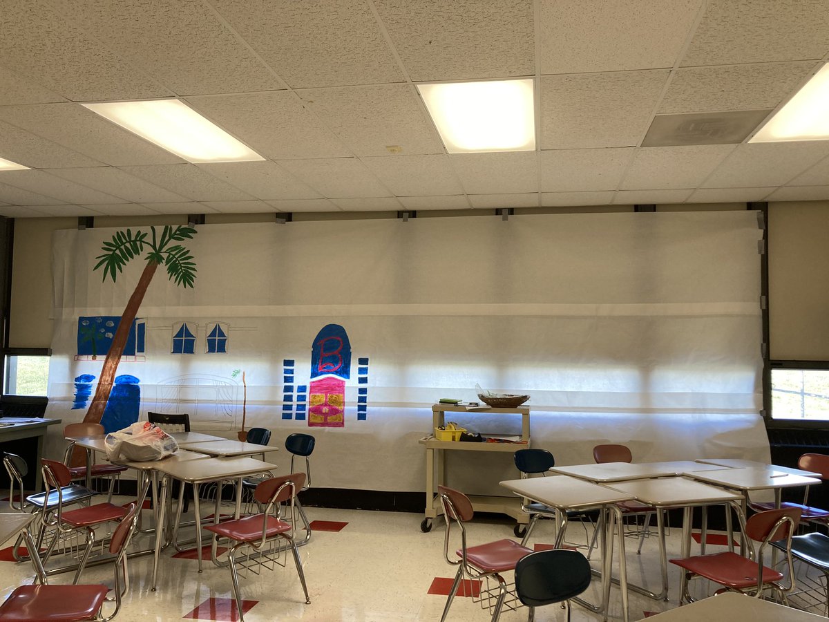 FortNHS's tweet photo. Haunted House Prep has begun! Come out to our annual kid-friendly Haunted House event at the high school. $2 or 2 canned goods per child, all donated to our local food pantry! https://t.co/g508Z795NO
