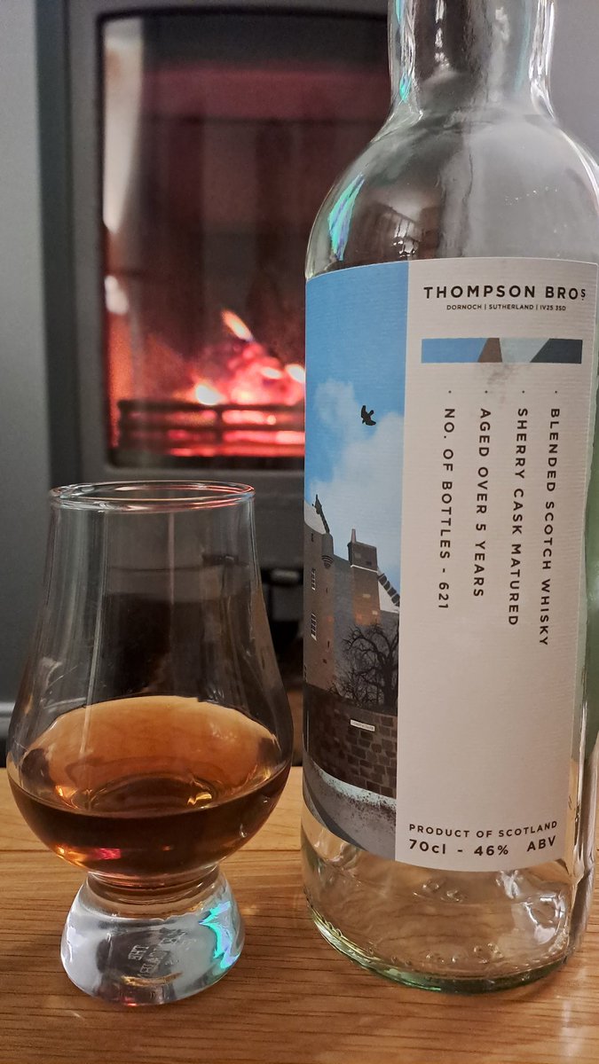 socialdrammer's tweet photo. I'm finishing this delicious blend off tonight, #andaway #bottlekill #Dornoch #Fridaydram 🥃🎣 https://t.co/2zN1AX47Gn