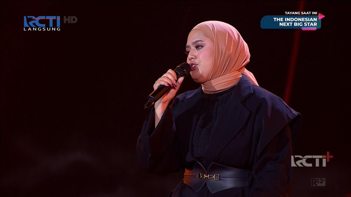 TINBSOfficial's tweet photo. HASCA - Run to You

Suara enak banget

LIVE hanya di RCTI &amp; RCTI+
🔗 https://t.co/zyzWHxl9GO

#theindonesiannextbigstar #TINBS2023 #TINBSLiveShowTOP15 #SpotifydiTINBS https://t.co/0QIjMUMhkm
