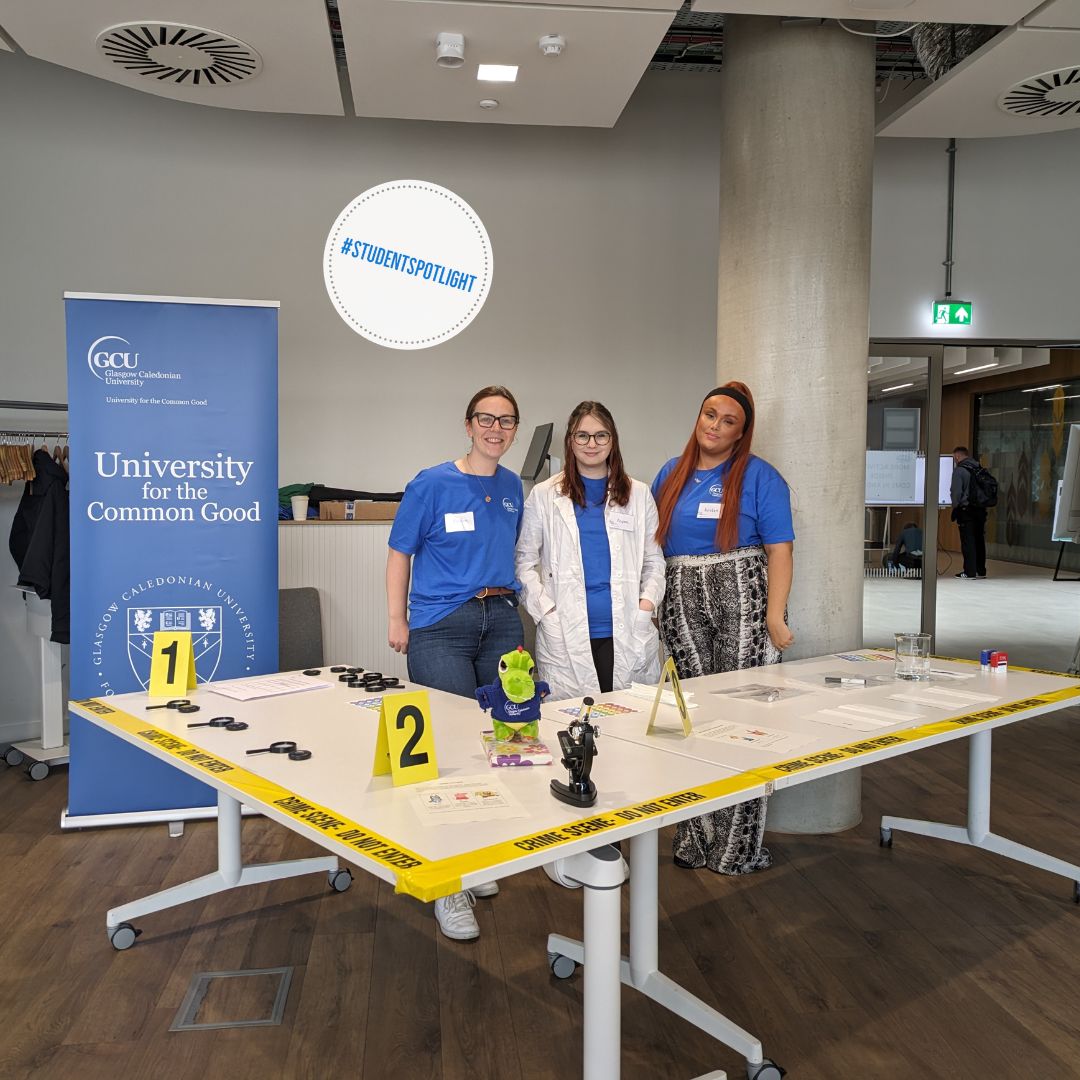 In today's #StudentSpotlight, GCU staff & students showcased their knowledge at the annual Explorathon Extravaganza event 🤩 Forensic Investigation students helped teach people about scientific methods used in crime scene investigation🔎 ➡️shorturl.at/ehptI