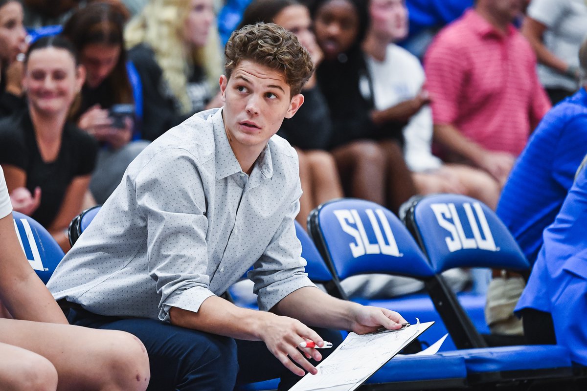 SLU Volleyball tweet media