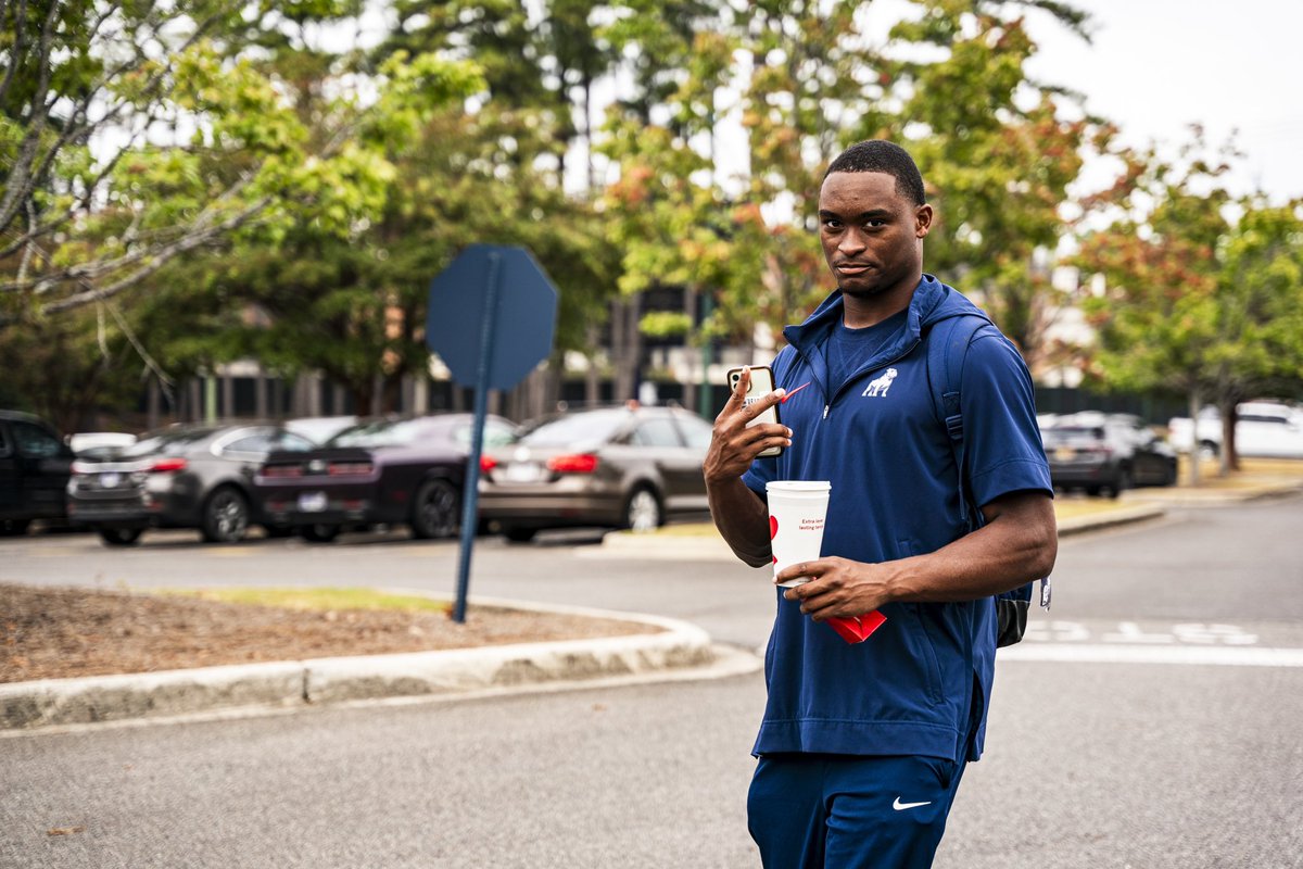 SamfordFootball's tweet photo. The Carolina business trip has commenced 💼

#HatchAttack | #AllForSAMford https://t.co/TcvDCppRJe