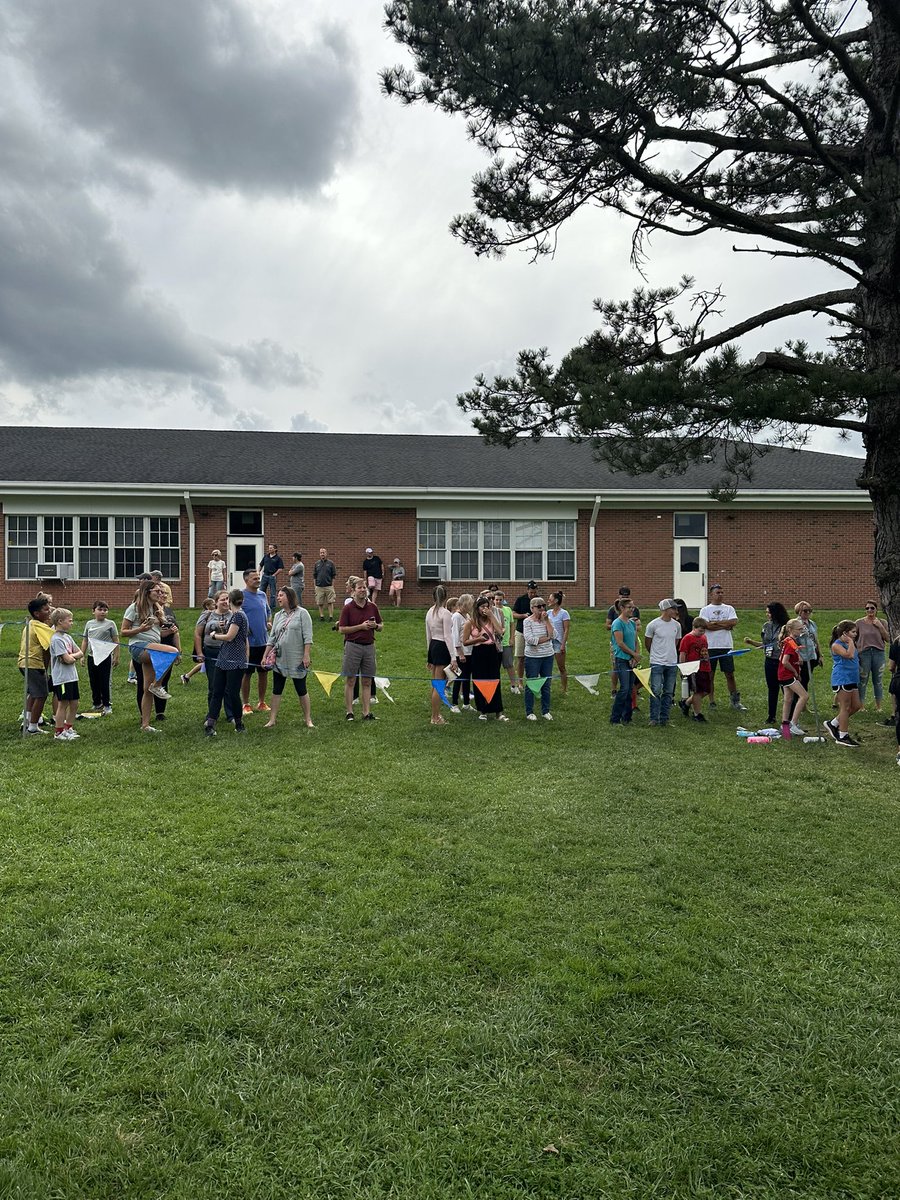 East Amwell School tweet media