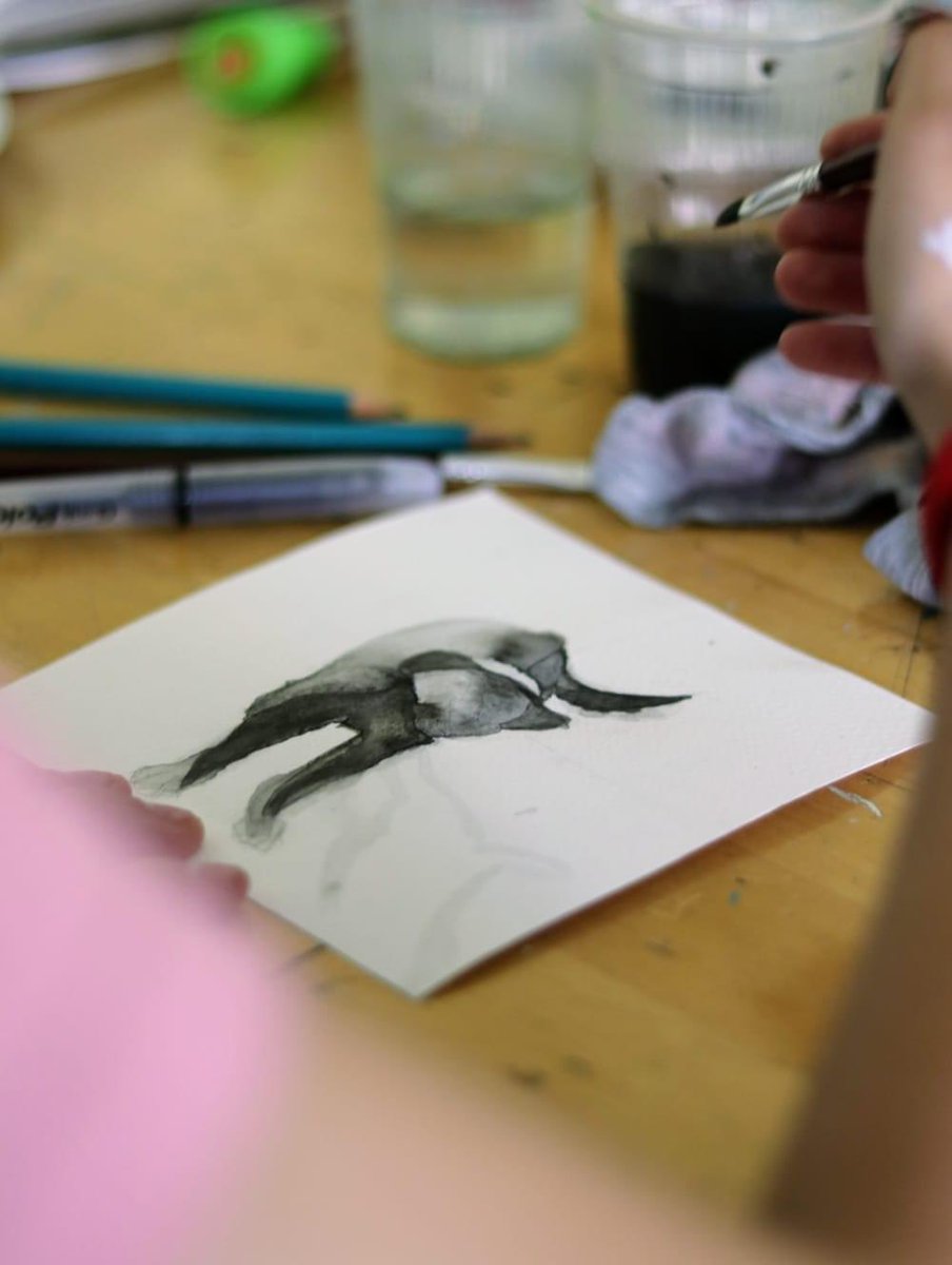 GobNeza's tweet photo. No te pierdas el taller de #DibujoArtístico 🗒️✍🏼 impartido todos los lunes y miércoles en la #CasaDeCultura “Rey Neza”.
📞Informes: Tel. 55-5035-0721
#PorAmorANeza #Neza #CapitalMulticultural https://t.co/pz187WDz9y