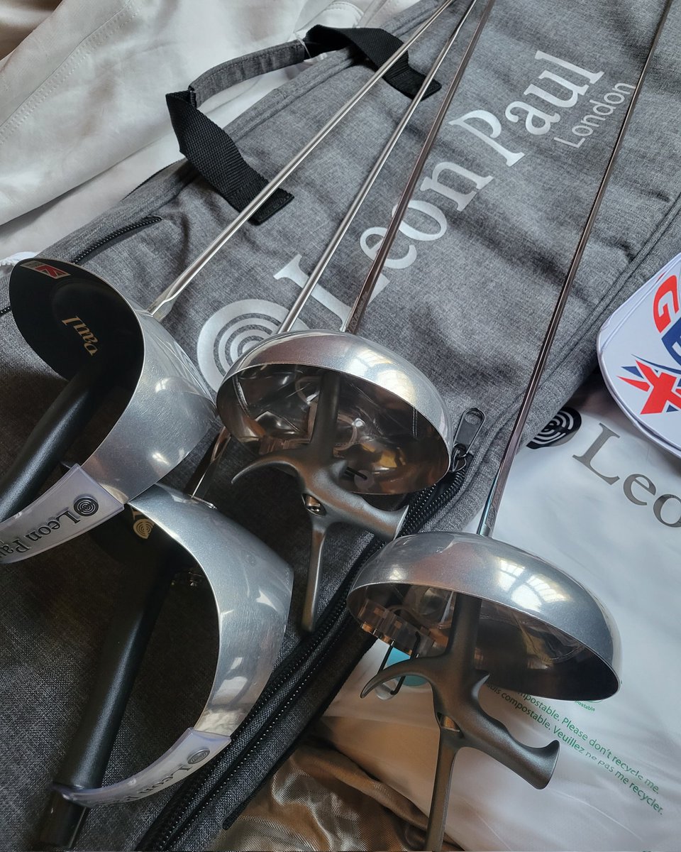 Huge thanks to my kit sponsor <a href="/leonpaullondon/">leonpaullondon</a> for getting some new kit out to World Champs me after my competition bag was lost from the flight! 
Always great to compete in Leon Paul kit!
