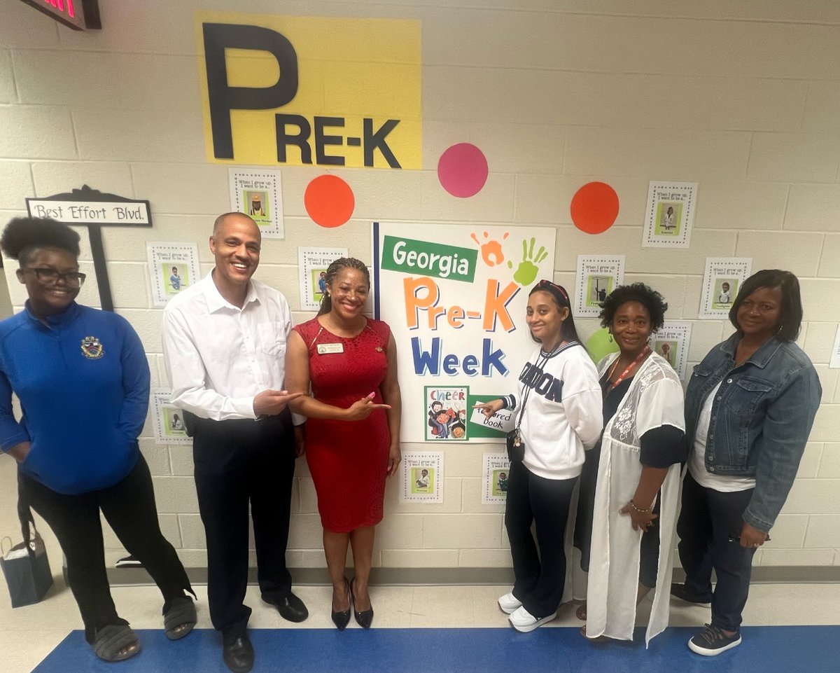 MeshaMainor's tweet photo. It's Georgia Pre-K Week and I was blessed to spend time with students at @APSMAJ_Elem, where they are raising the standard through a rigorous S.T.E.A.M. curriculum. So proud of these young Georgians for their hard work and focus! #GeorgiaPreKWeek https://t.co/O6pbd47NWa