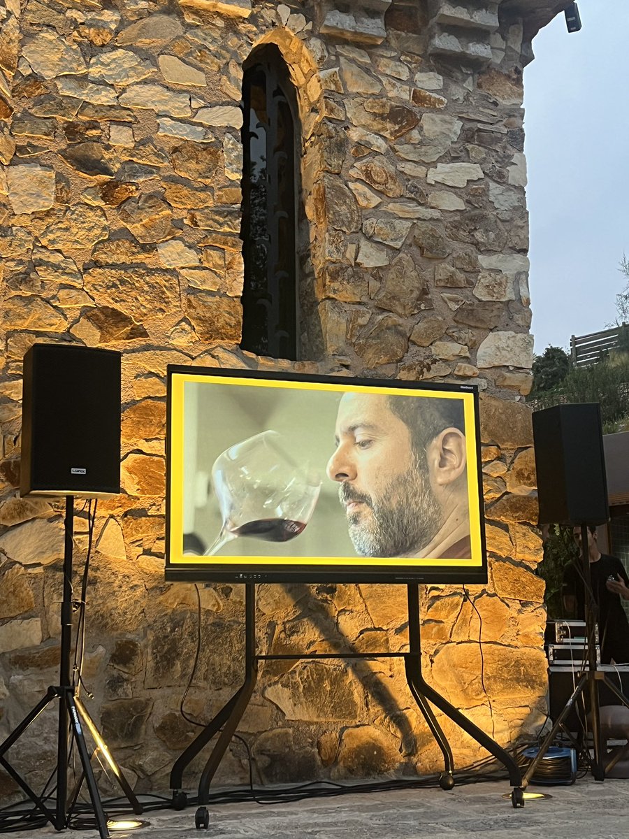 ¡Esto arranca! 10 años juntos 🎉🎊

¿Estáis preparad@s? 

#BCNTB10 #InLloret2023 #MyLloret