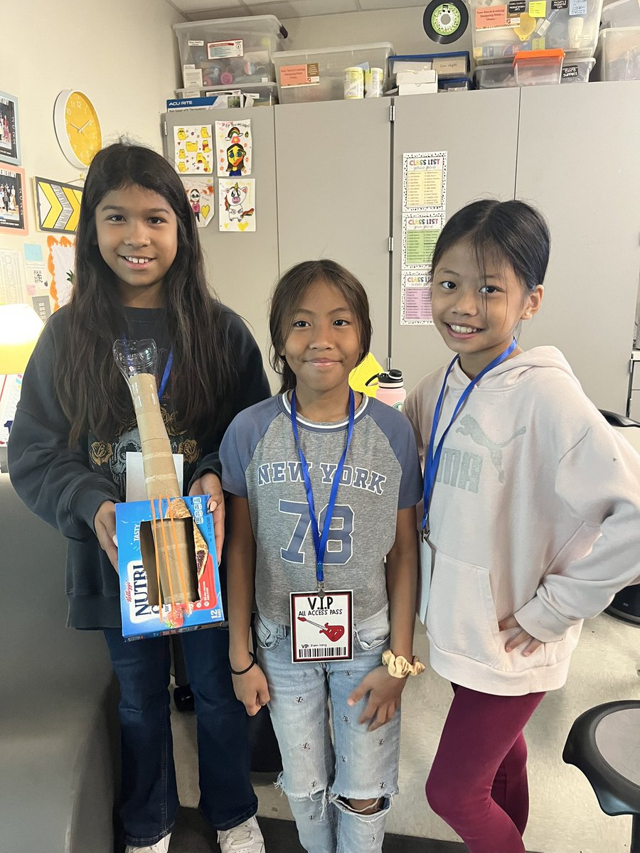Ms_ZKraft's tweet photo. These @ParkwayES 4th grade students are ROCKSTARS!! Rock Your School Day 2023 was so much fun. We sang rock nβ roll, made instruments out of recycled materials, and ended our first nine weeks with a grade level transformation. VIP access only! π€©π€π»#ONELISD #4thROCKS https://t.co/WsfroiACc8
