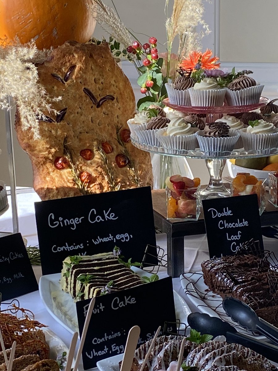 liz Colbourne tweet media