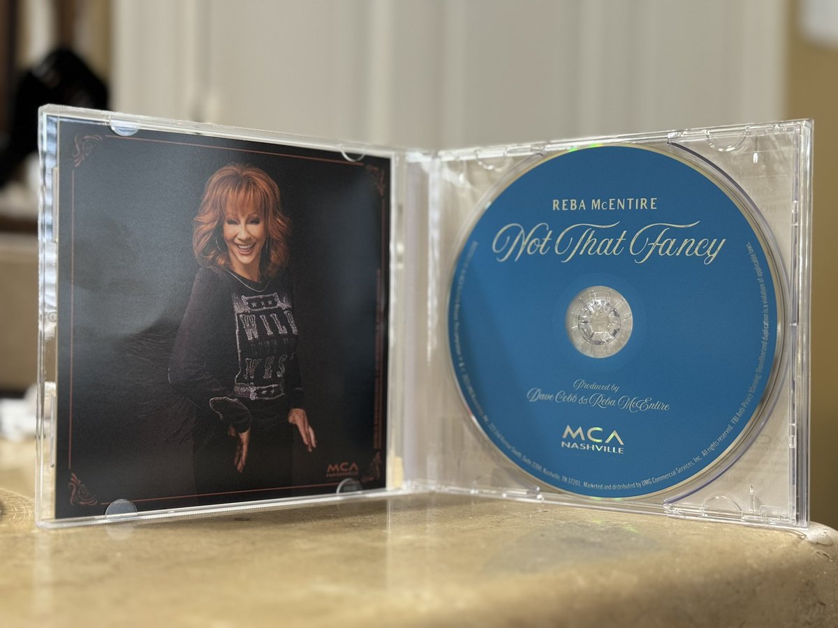 bubreba's tweet image. #notThatFancy from #target go get a copy!! @reba
