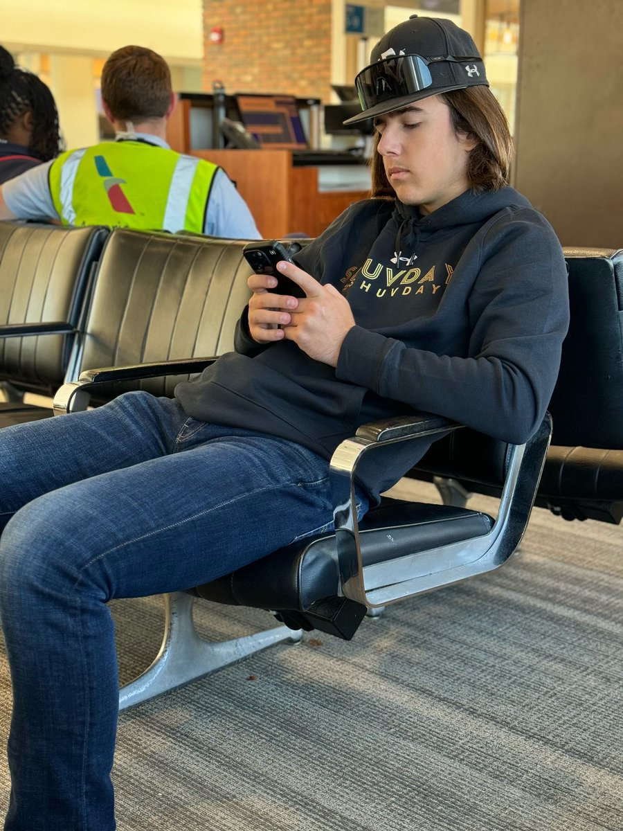 ShuvDay's tweet photo. #WWBA bound! Who’s ready to #Shuv? @CPshuvday bringing the heat to West Palm. Them #wowboys looking 🔥@WowFactorNation https://t.co/Tua0Gxdoss