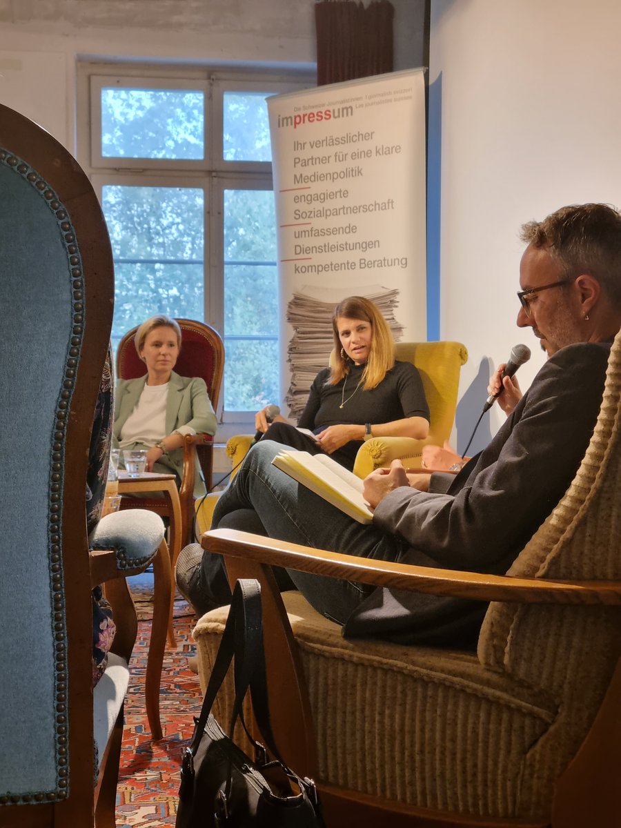 impressum.ch (@impressumch) on Twitter photo Heute Abend begrüsst @JJ23_ch Livia von #impressum auf dem Podium. Eine neue Plattform trust-j.org ist für junge Journalisten verfügbar! Auf der Bühne geht die Diskussion über #KI und Medien weiter mit <a href="/herdingbehavior/">Colin Porlezza</a> <a href="/lheimgartner/">Ladina Heimgartner</a> <a href="/cerstinmahlow/">Cerstin Mahlow</a> Catherine Gilbert Heute Abend begrüsst @JJ23_ch Livia von #impressum auf dem Podium. Eine neue Plattform trust-j.org ist für junge Journalisten verfügbar! Auf der Bühne geht die Diskussion über #KI und Medien weiter mit <a href="/herdingbehavior/">Colin Porlezza</a> <a href="/lheimgartner/">Ladina Heimgartner</a> <a href="/cerstinmahlow/">Cerstin Mahlow</a> Catherine Gilbert