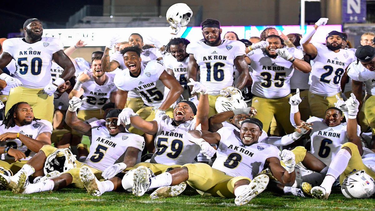 #AGTG Blessed and Appreciative of @Coach_TBell from @ZipsFB Offered!! @vcastormfb @coachkstew @gradymorrell @coachgriffin07 @coachgoodrich85 @polk_way