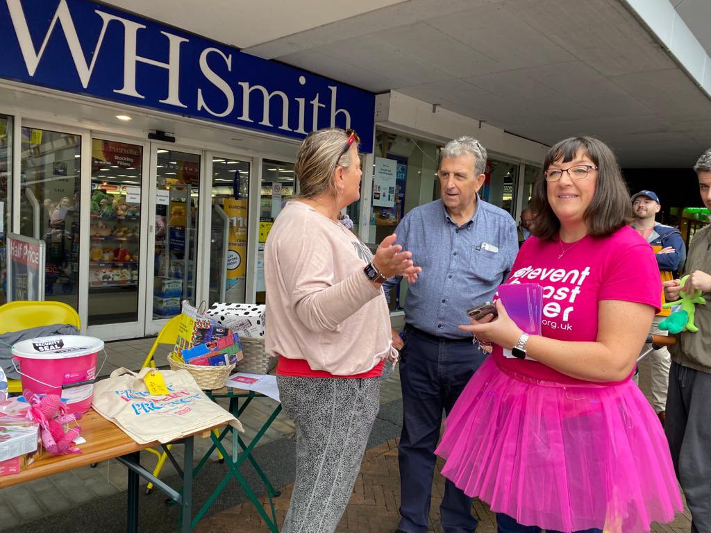 BridgewaterTraffordRotary (@rotarytrafford) on Twitter photo Been a busy September and October so far for #rotary supporting #paintthetownpink in aid of <a href="/wearepreventBC/">Prevent Breast Cancer</a> , first it was #urmston now #saletown Been a busy September and October so far for #rotary supporting #paintthetownpink in aid of <a href="/wearepreventBC/">Prevent Breast Cancer</a> , first it was #urmston now #saletown