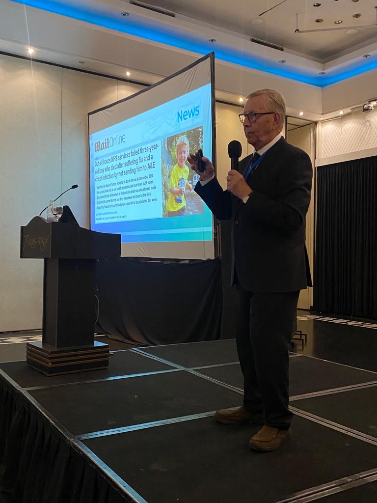 ForoCS's tweet photo. ¿Cómo lograr cero daño basada en la estrategia del Patient Safety Movement Foundation?
El Dr.@Mike_Durks, experto global en Seguridad del Paciente, nos da su visión.
#Seguridaddelpaciente #PatientSafety
#ForodeCalidad https://t.co/QZ4FgVY0eY