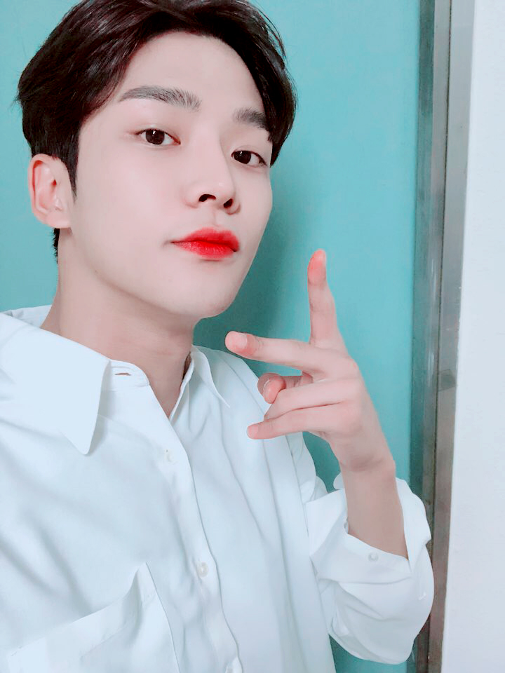 La colaboración #𝕝u𝚌i·𝚏t𓈒࣪𖥔࣪𝐭a͜͡əyɑиg ha llegado a mi vida, para cambiarla con el #𝚂h𖠇𖠇n͟g𓈒࣪ꪆ𓊆축제𓊇. No dejo de cantar la frase de <a href="/herdxmon_off/">𝐩in𝚔 : 𝐥ūci𝐟ər !</a>, so let's #𝚑i͠𝐭·t𝚑e𖤝𝚜p𖦹t. ¡Vayan a escucharla pronto, la amarán tanto como yo!

  ˹⠀ ⠀ 로운｡⠀ ⠀#ℱubuki⠀ ⠀!