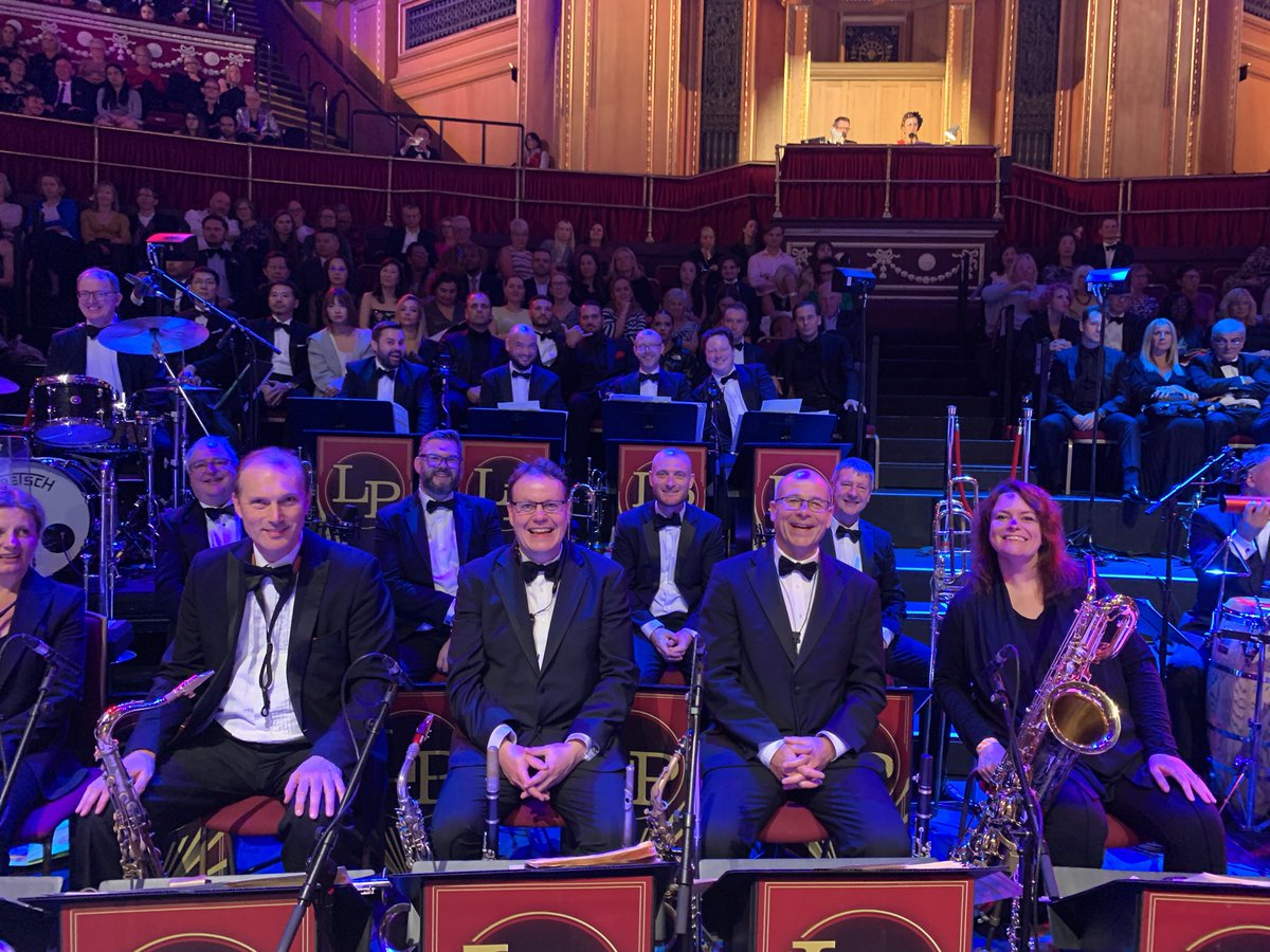 What a cheery bunch! A little stage shot from last night at @RoyalAlbertHall for the International Dance Festival.