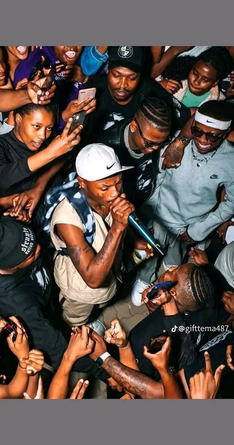 thecoverup94's tweet photo. Shebeshxt On Top Of South African Music Industry

Katlego Chauke popularly known as Shebeshxt returns from prison to takeover South African music industry without any airplay or TV appearances.

See how here: 👉 https://t.co/P93FehhHFG
#thecoverup #shebeshxt #Focalistic #Djcoach https://t.co/43EVbQC8IX