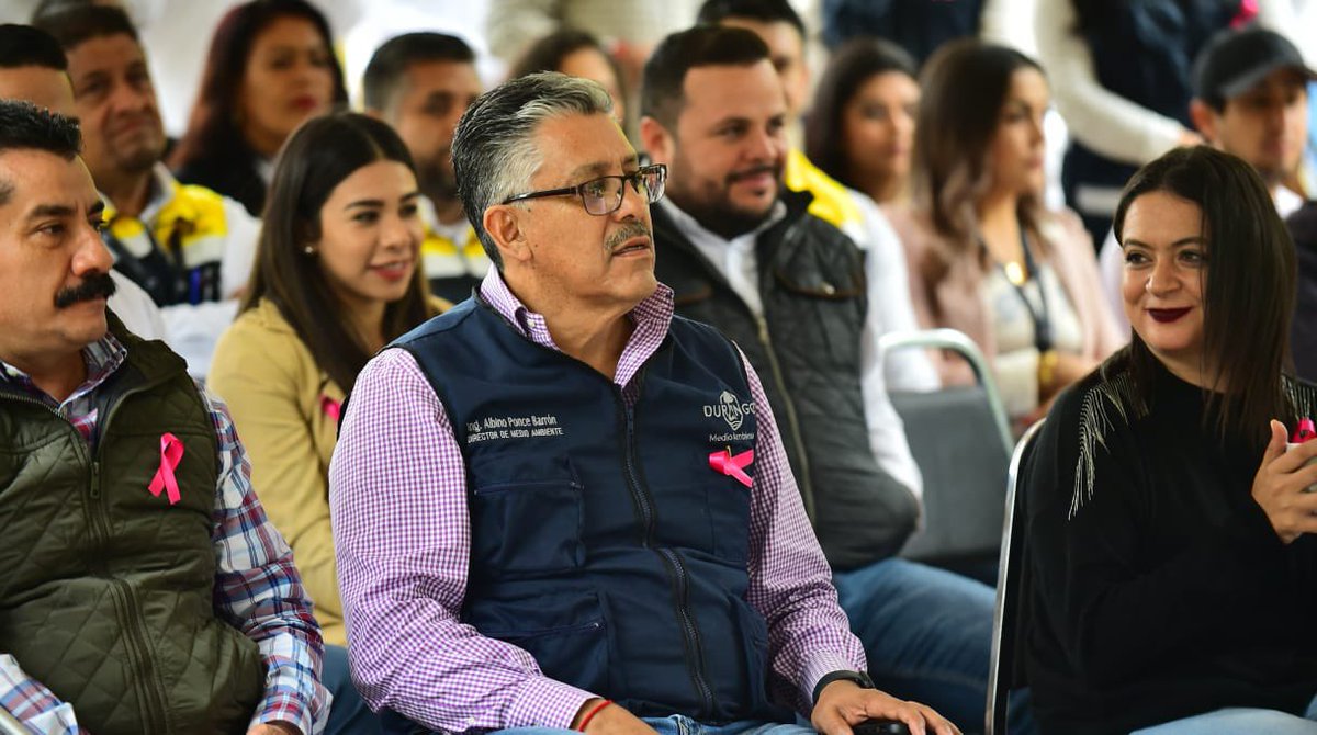 AmbienteDgo's tweet image. Felicitamos a la dirección municipal de servicios públicos por su excelente trabajo, seguiremos trabajando de la mano para hacer de nuestra ciudad, una de las más limpias, bonitas y ordenadas del país. 🌳🌲🐺

#Al100ConDurango
#encasalafamiliadecide
#ResultadosDGO