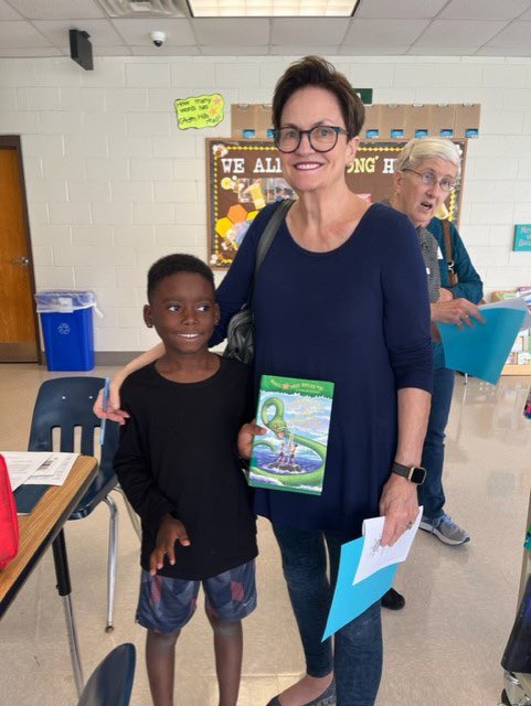EverybodyWinsGA's tweet photo. Thank you to our Garden Hills Elementary School (@APSGardenHills) mentors for showing up for the students! We couldn’t succeed without your commitment and dedication to these students' growth!
#EWA #literacy #atlantanonprofits #reading #mentoringmatters https://t.co/7JwGFKSQhO