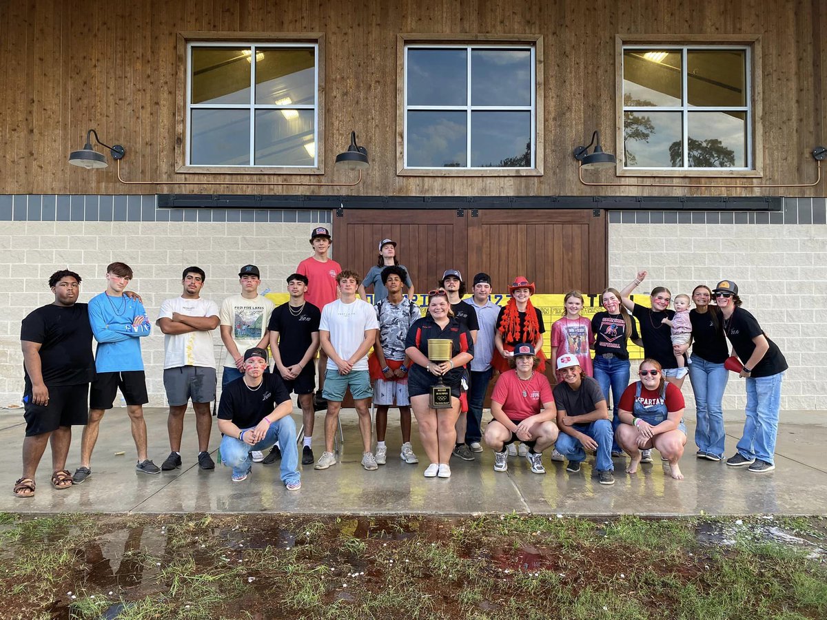PorterSpartans's tweet photo. ⭐️ NCISD AG OLYMPIC CHAMPIONS ⭐️
Our members competed in a variety of Ag Olympic events against New Caney &amp; West Fork FFA chapters. 
Huge thank you to all our members that came out &amp; helped us bring home the golden bucket!
#PHS_Spartan #SpartanExcellence https://t.co/M0s6HWO41U