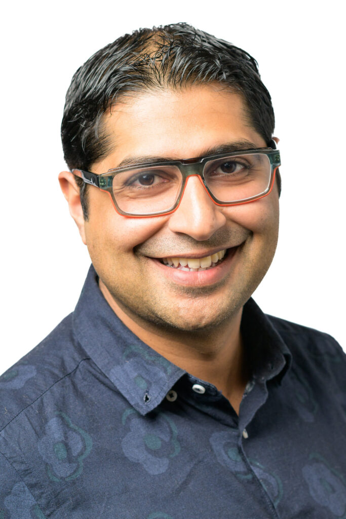 makoladevelops's tweet image. Meet Shafin, M’akola’s new Development Manager. With a decade of experience, he has spearheaded the creation of 700+ supportive and affordable housing units in B.C. #teammember #developmentmanager #vancouver #affordablehousing