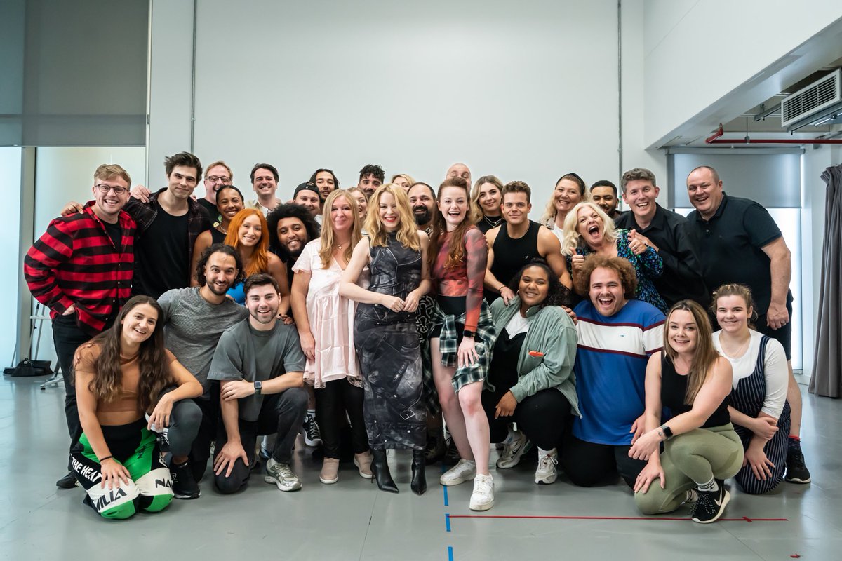 DeborahIsitt's tweet photo. Kylie fitted right in with our fabulous cast!  Each &amp; every one a superstar ⭐️🤩⭐️🤩⭐️❤️❤️❤️❤️❤️#IShouldBeSoLucky https://t.co/E7cP4dyCze