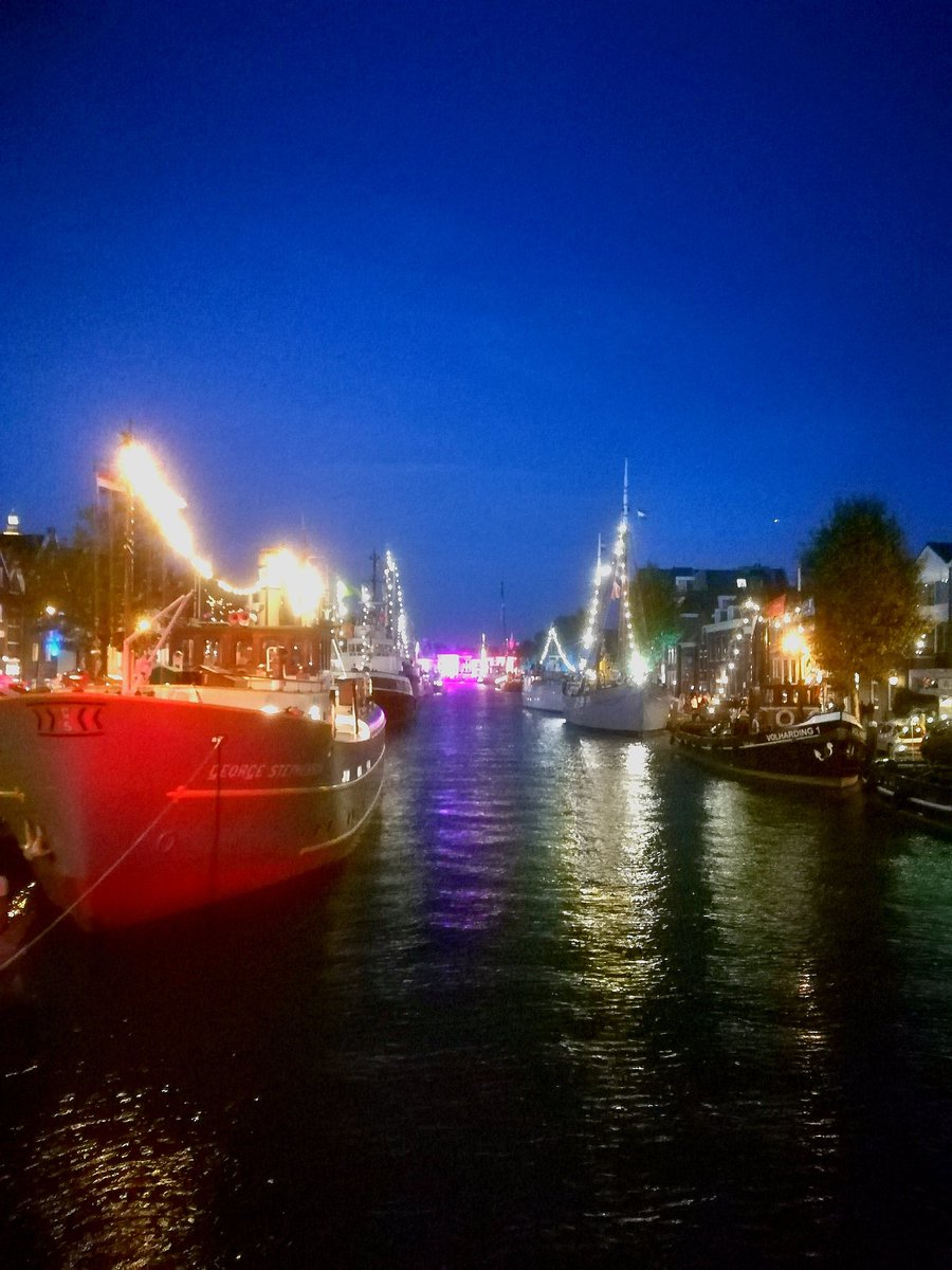 Venijntje25's tweet photo. #Furiade #Maassluis https://t.co/dffKqgZVhh