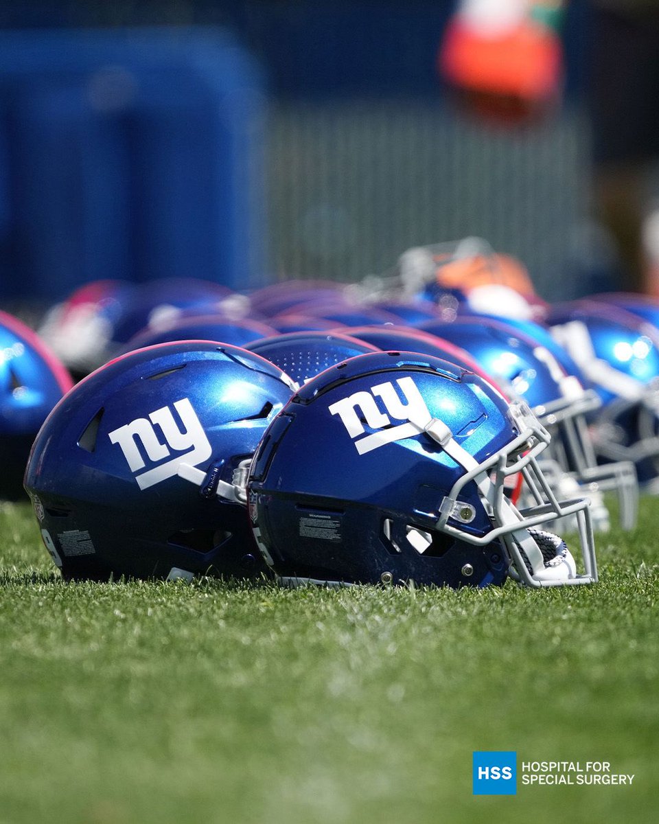 Dan_Salomone's tweet photo. GIANTS WEEK 5 GAME STATUSES

Out:
G Shane Lemieux (Groin)
C John Michael Schmitz (Shoulder)
T Andrew Thomas (Hamstring)

Questionable:
RB Saquon Barkley (Ankle)
TE Daniel Bellinger (Knee)
LB Micah McFadden (Ankle) https://t.co/AY1ebzx7zG