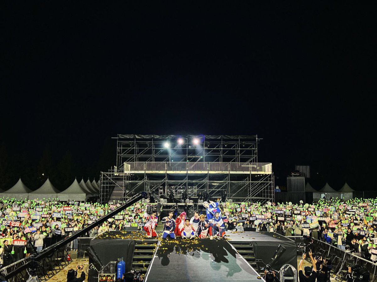 Hundreds of shouts rang out, and the support was enough to send goosebumps down your spine in the blink of an eye. Once again we have made an amazing experience.