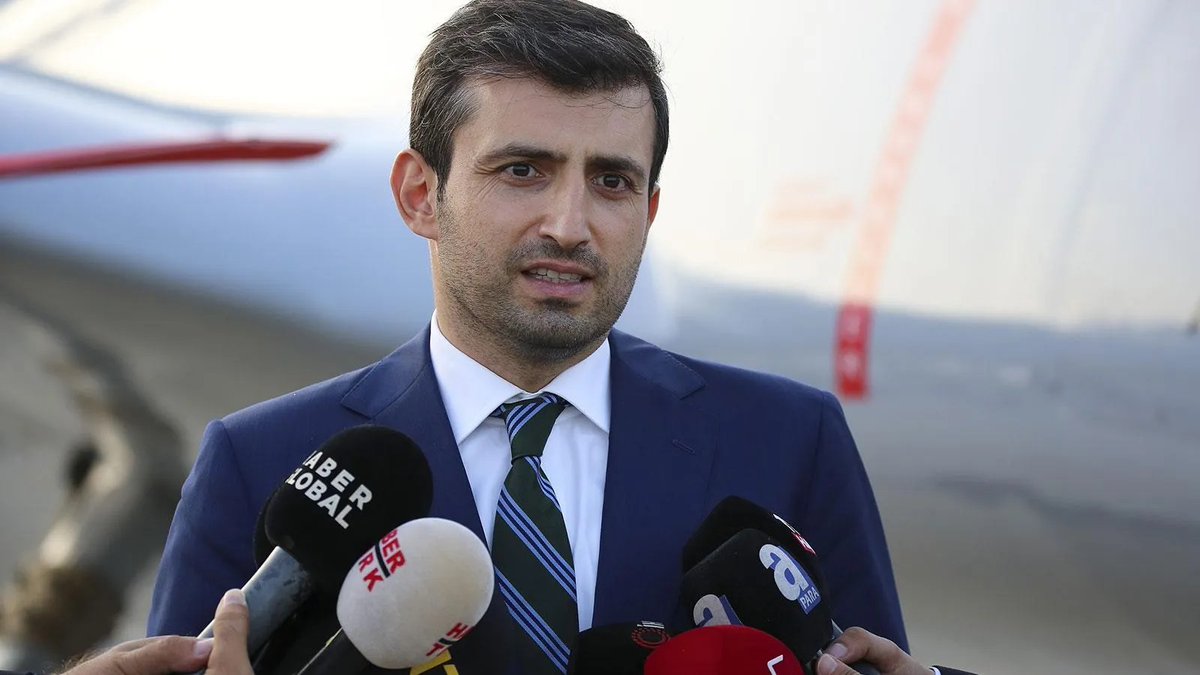 🔴 "Kuş ölür, sen uçuşu hatırla."

- Selçuk Bayraktar