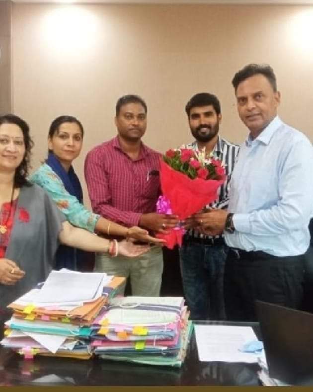 पॉलीटेक्निक एवम इंजीनियरिंग अतिथि व्याख्याताओं की ओर से आदरणीय  पीएस  महोदय तकनीकी शिक्षा कौशल विकास एवं रोजगार विभाग मध्यप्रदेश शासन श्री <a href="/ManuSri_IITD/">Manu Srivastava</a> सर को जन्मदिन की बहुत बहुत शुभकामनाएं।