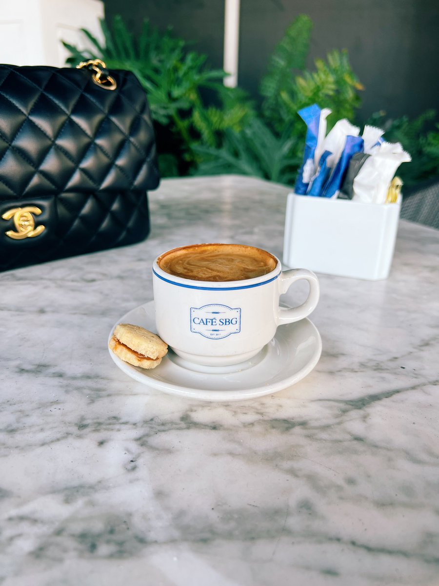 dca08's tweet photo. Cafecito conmigo misma >>> https://t.co/iKcOjMyOm1