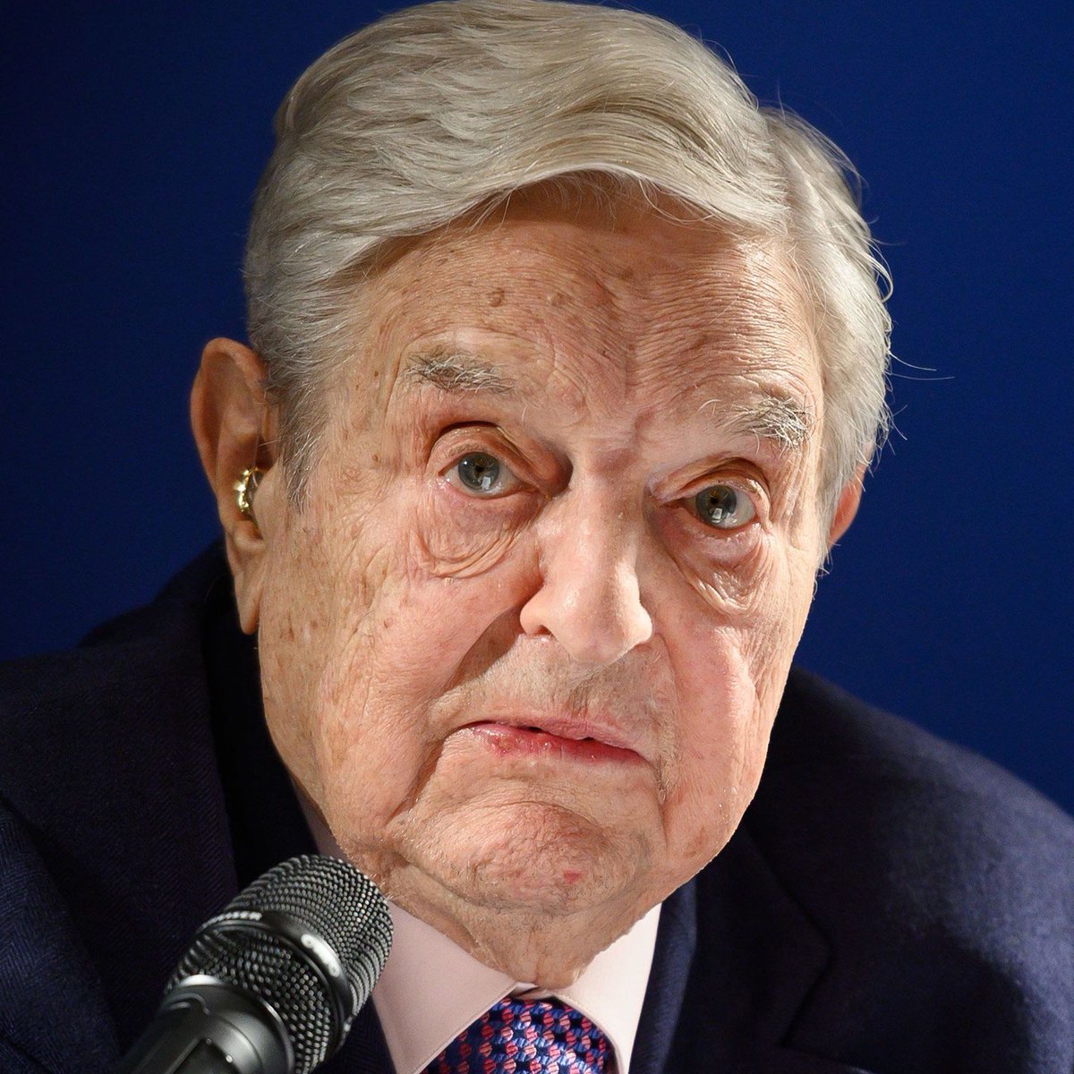 Asians,

THIS man IS your ENEMY ⬇️