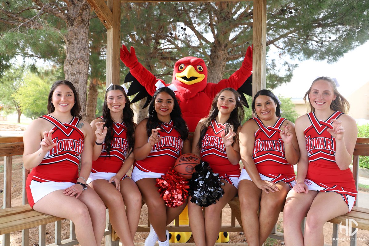 HC_BigSpring's tweet image. CHEERs to the weekend!! 😎 📣 ❤️‍🔥
#HawkAthletics #HawkCheer