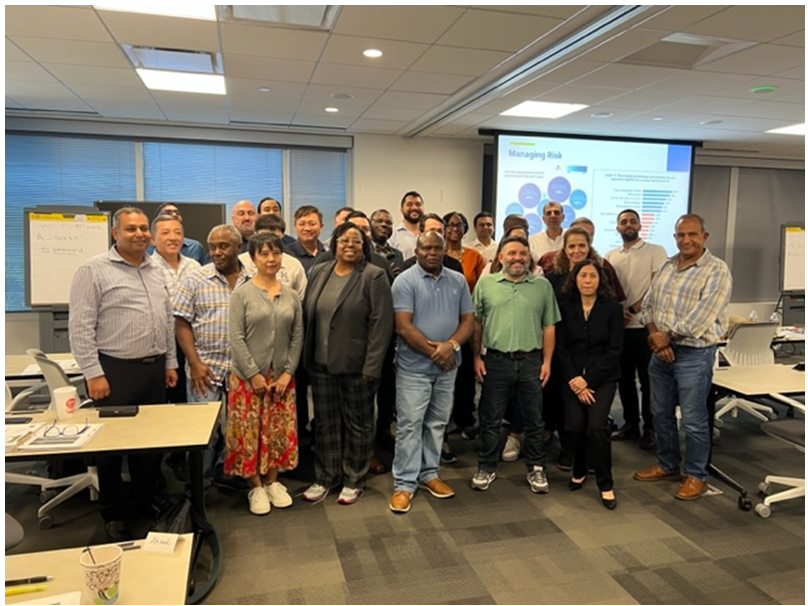 MikeK77433's tweet photo. Students from across the U.S. attend the CMAA Houston Chapter sponsored Professional CM Three-Day Course in Houston, TX October 4-5; thank you AECOM Houston office for providing the conference room, drinks, food, and snacks for this training event. https://t.co/uKjKcqLmeU