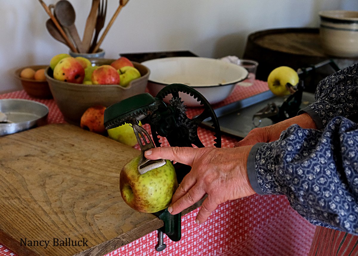 Come see what we'll have cooking up at Harvest Festival this weekend!

Hint: it may involve apples 😊