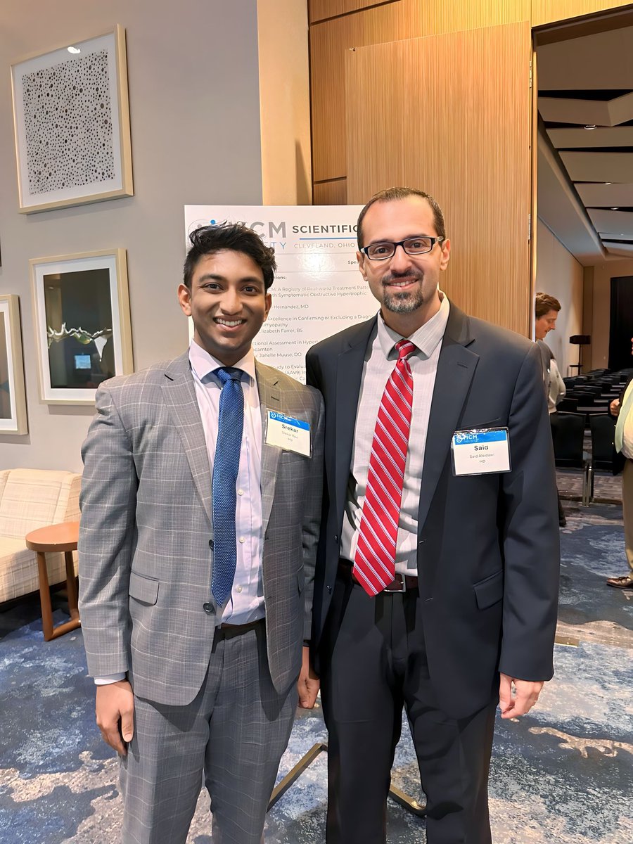 SrekarRavi's tweet photo. Feeling grateful to have presented an oral presentation at the 2nd annual HCMS meeting! 📊 I was able to connect with amazing individuals in the field, and some of the faces behind the guidelines! 

 @hcmsociety @HFSA @MayoAZCVFellows  @MayoAZ_IMRES #CardioTwitter https://t.co/UBEB4ap833