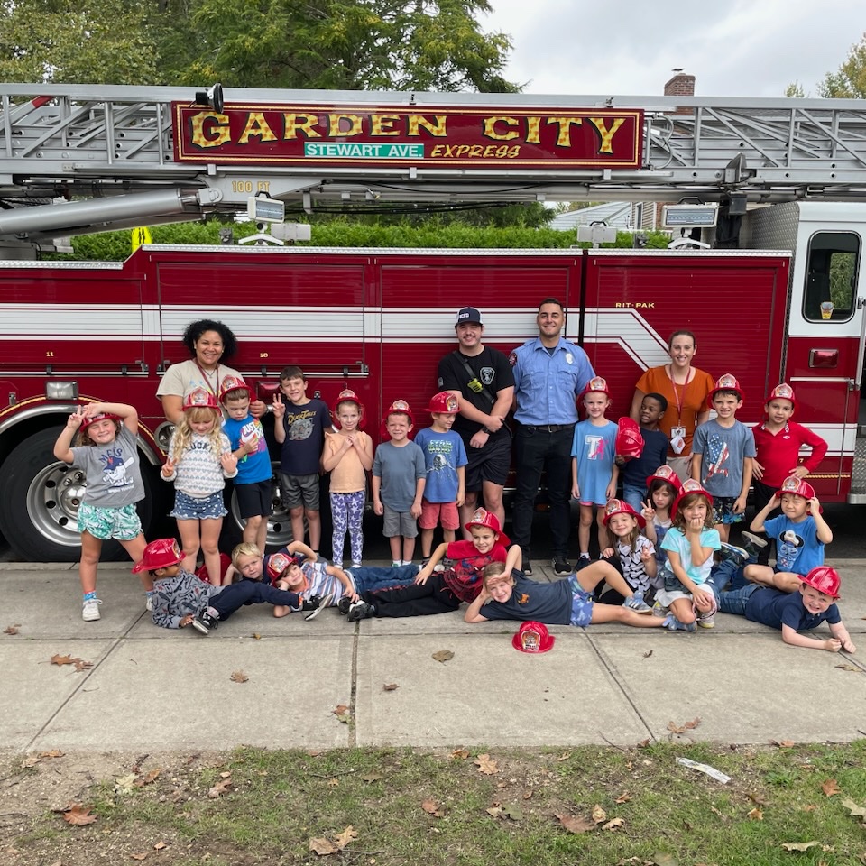 DClementeGCUFSD's tweet photo. Friends, fun and fire safety! @LocustGC https://t.co/GK5lF8KW6E