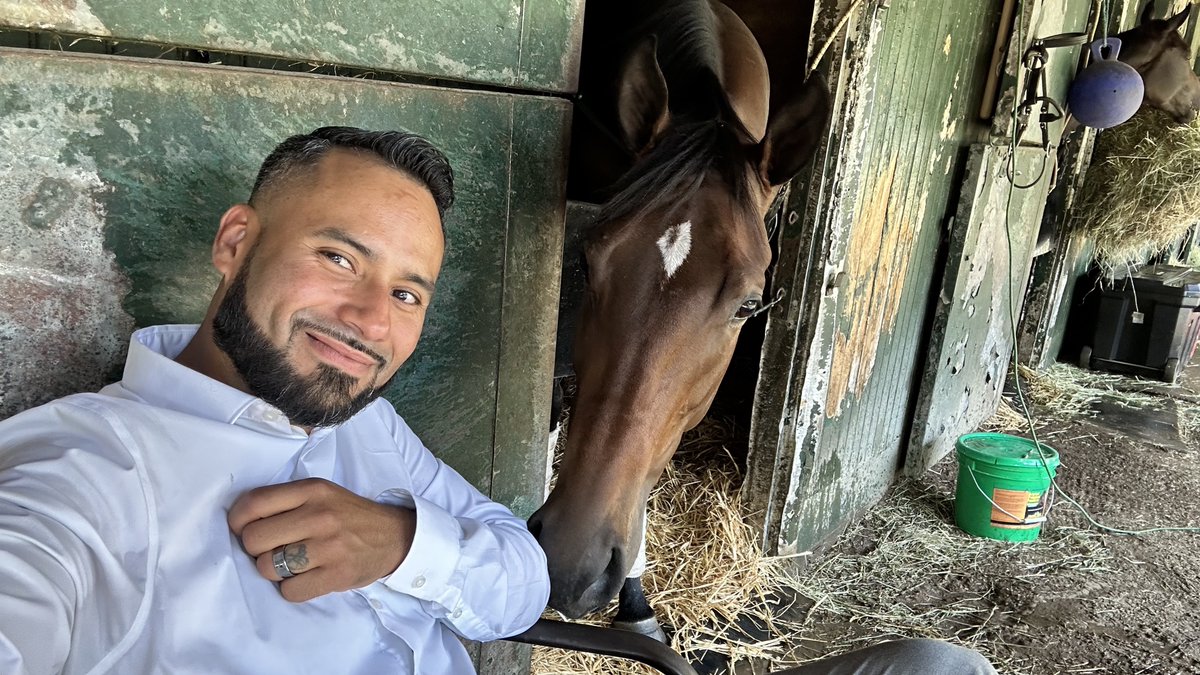 OaklawnRacing's tweet photo. Sending our best wishes to @johnnyortiz24 and the talented Brightwork as they take on today's Alcibiades (G2) at Keeneland! #OaklawnRacing #Brightwork #Undefeated https://t.co/f9Cz5OkU8B